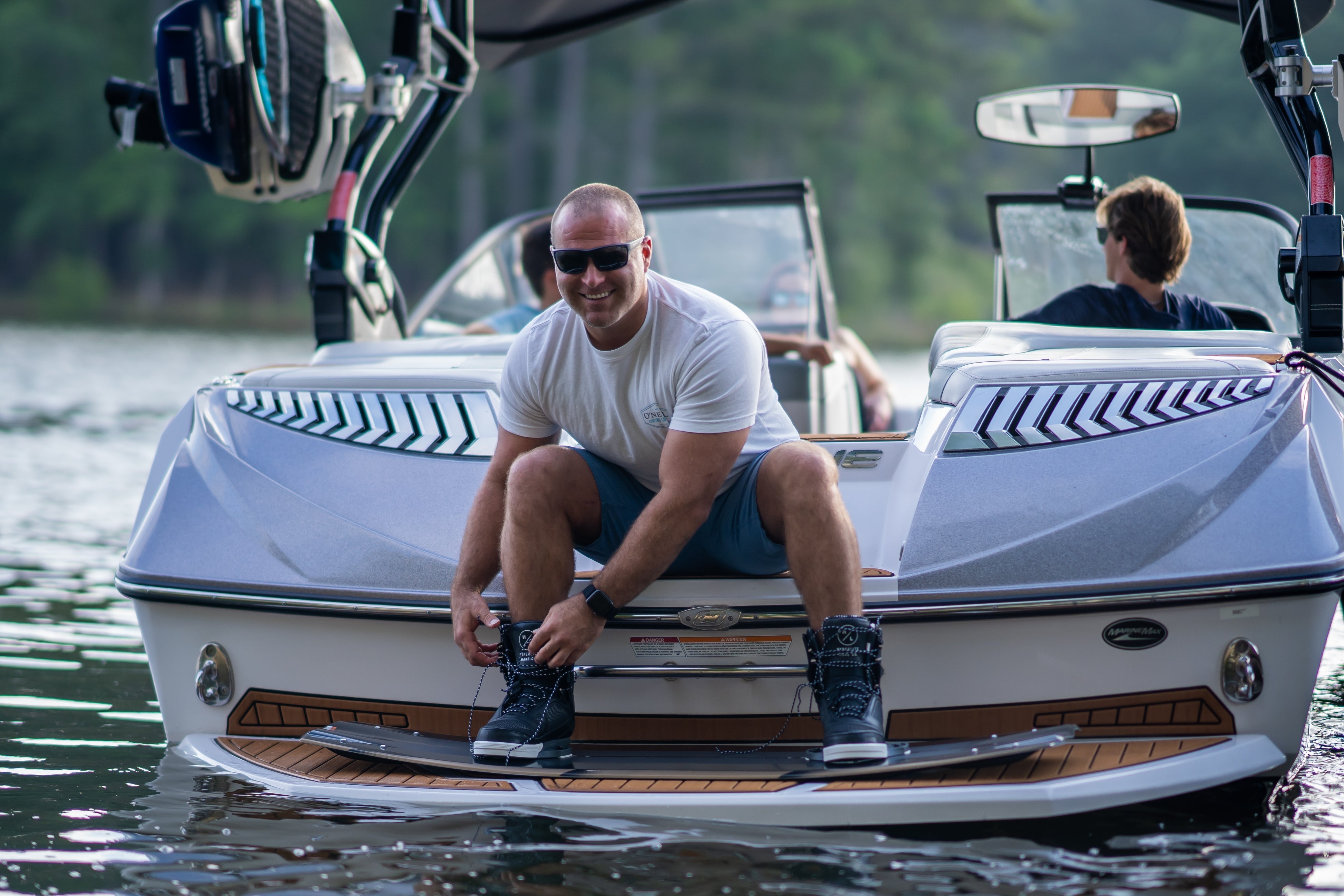 What Are Photochromic Lenses?