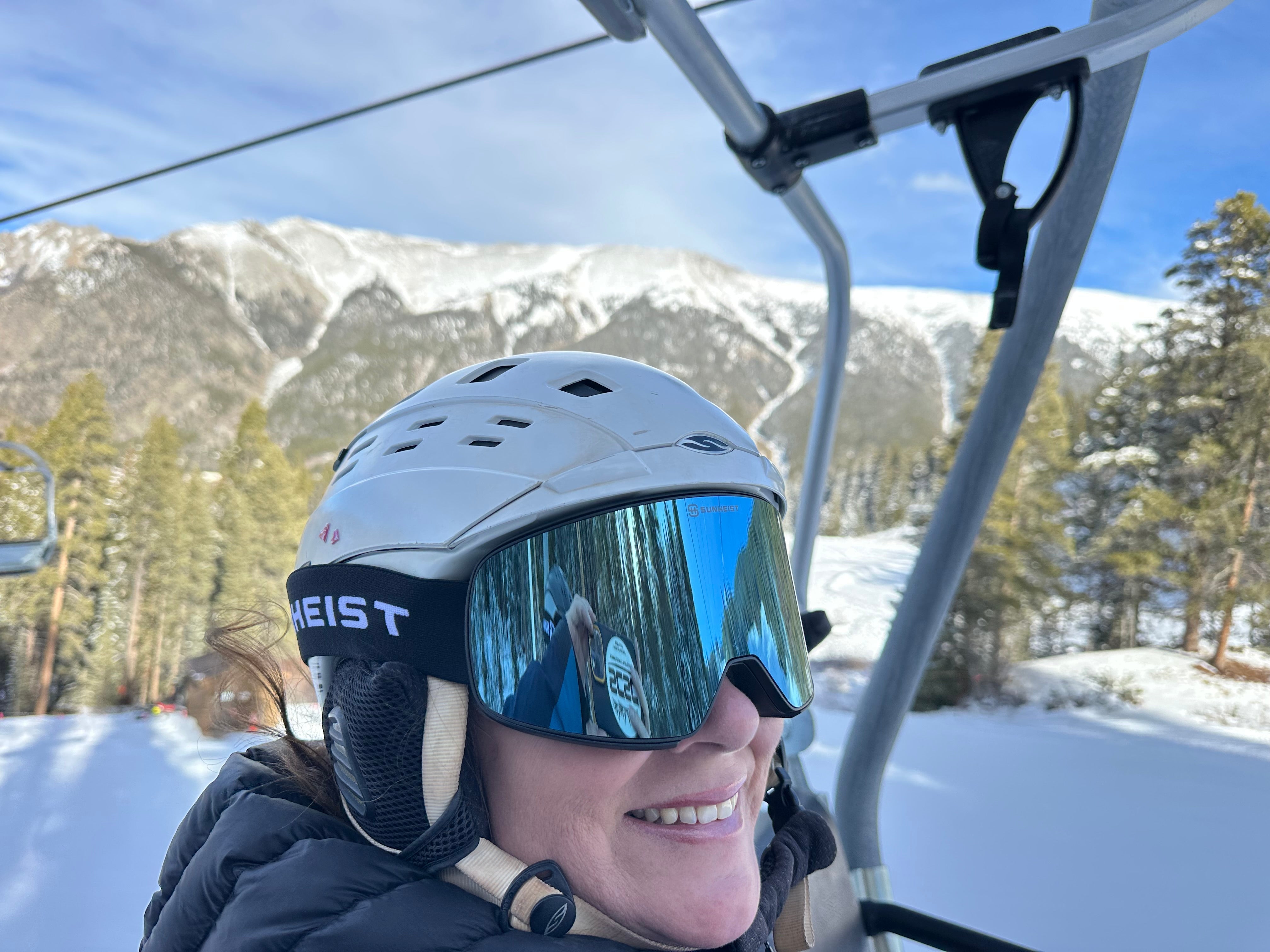 Polarized vs Non-Polarized vs Photochromic Ski Goggles - SunHeist Ski Goggles